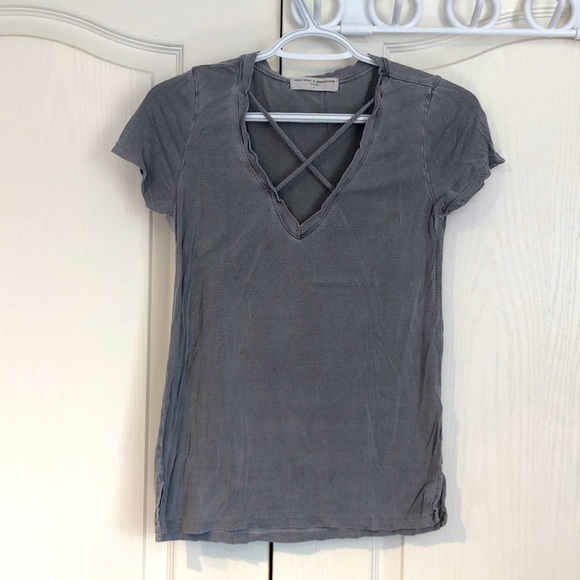 Urban Outfitters Gray T-shirt - Size XS - Picture 1 of 4